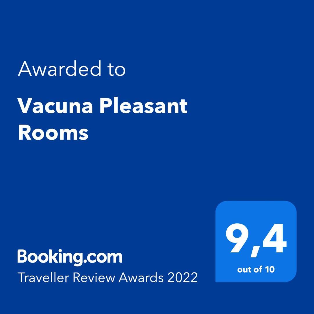 Vacuna Pleasant Rooms Неаполь Екстер'єр фото