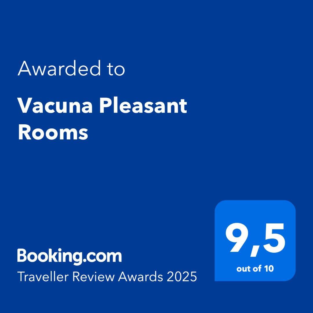 Vacuna Pleasant Rooms Неаполь Екстер'єр фото